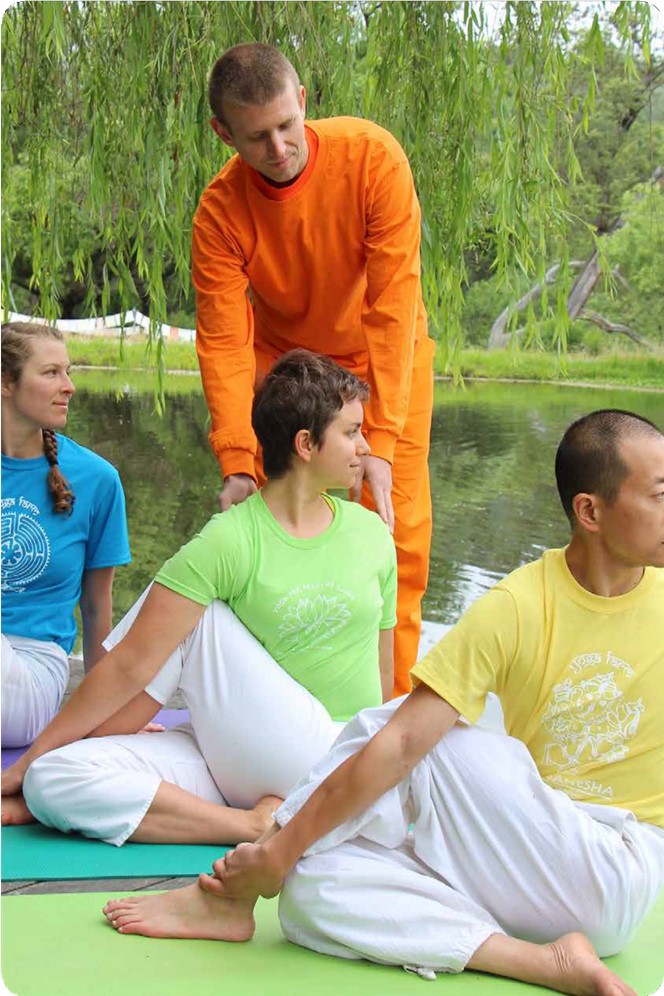 The Role of a Yoga Teacher - Sivananda Yoga Vedanta Centres